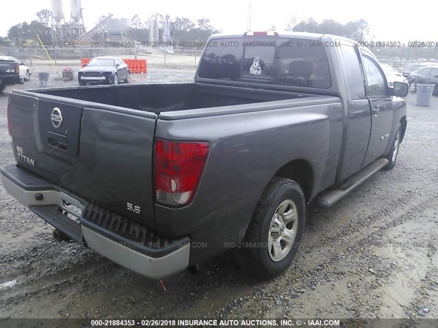 1N6BA06A85N541391 - 2005 NISSAN TITAN XE/SE/LE GRAY photo 4