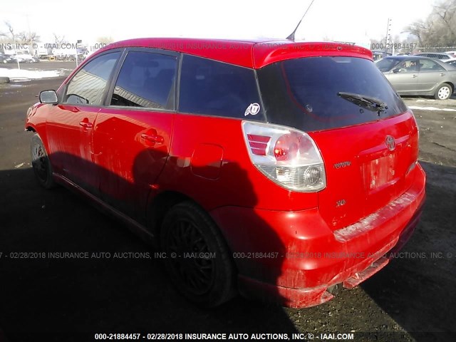 2T1KR32E75C487560 - 2005 TOYOTA COROLLA MATRIX XR RED photo 3