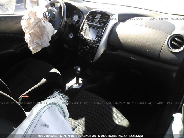 3N1CE2CP0GL365975 - 2016 NISSAN VERSA NOTE S/S PLUS/SV/SL/SR WHITE photo 5