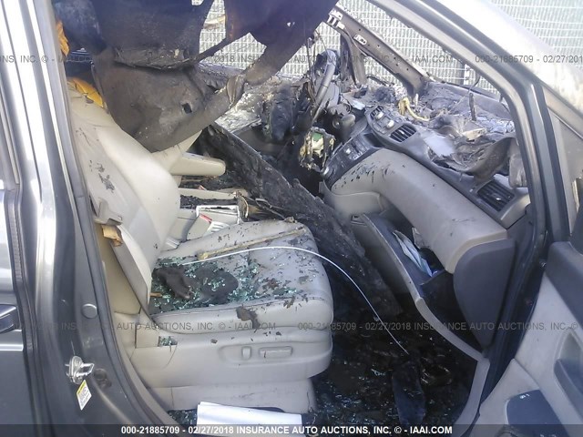 5FNRL5H69BB068225 - 2011 HONDA ODYSSEY EXL ნაცრისფერი ფოტო 5