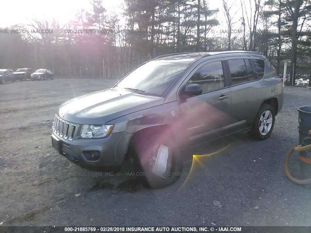 1C4NJDCB6DD236626 - 2013 JEEP COMPASS LIMITED GRAY photo 2