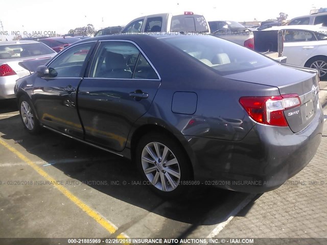 4T1BD1FK2CU015040 - 2012 TOYOTA CAMRY HYBRID/LE/XLE 灰色 照片 3