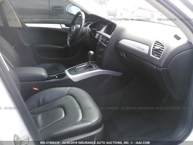 WAUBFAFL8CA120350 - 2012 AUDI A4 PREMIUM WHITE photo 5