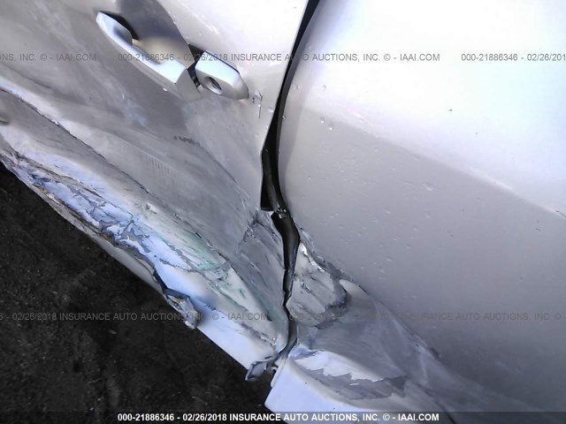 2T1KU40E39C126467 - 2009 TOYOTA COROLLA MATRIX  SILVER photo 9