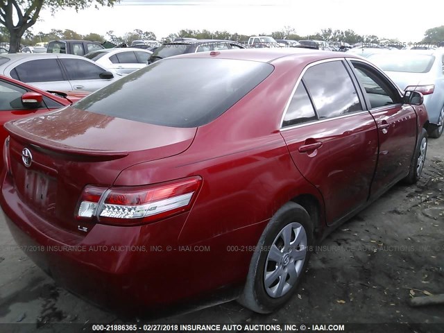 4T4BF3EK8AR018731 - 2010 TOYOTA CAMRY SE/LE/XLE RED photo 4