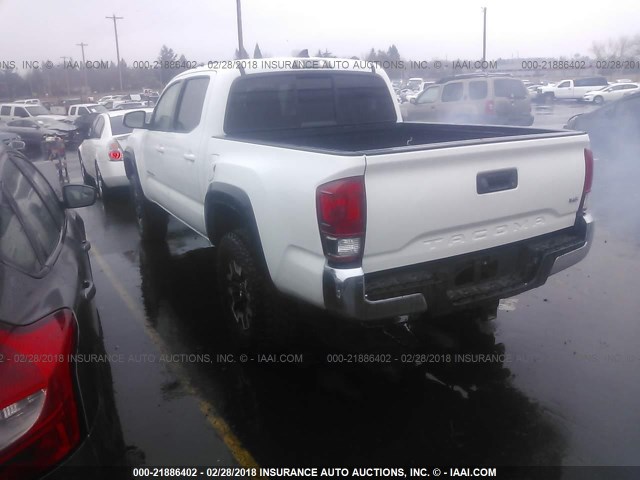 3TMCZ5AN9GM031149 - 2016 TOYOTA TACOMA DBL CAB/SR/SR5/TRD SPT/OR WHITE photo 3