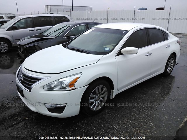 1N4AL3AP3FN877088 - 2015 NISSAN ALTIMA 2.5/S/SV/SL WHITE photo 2