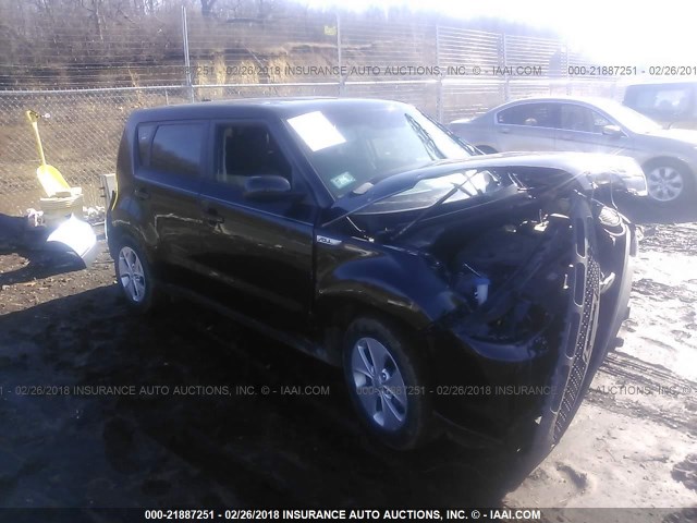 KNDJN2A23G7361791 - 2016 KIA SOUL BLACK photo 1