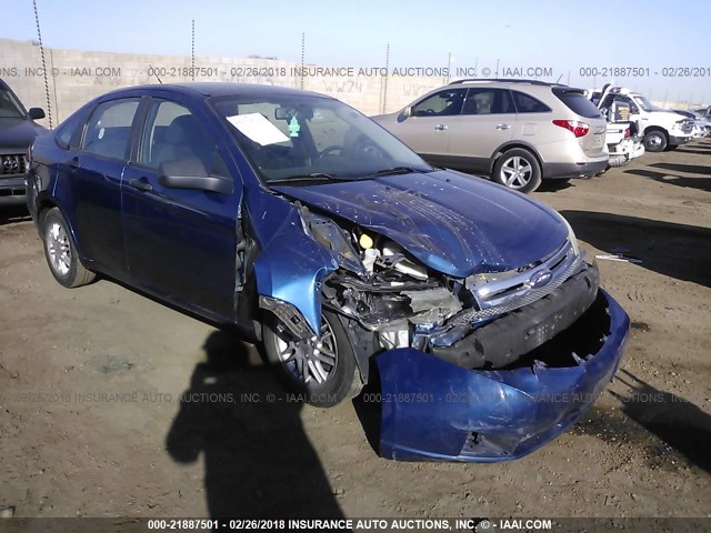 1FAHP35NX8W189047 - 2008 FORD FOCUS SE/SEL/SES BLUE photo 1