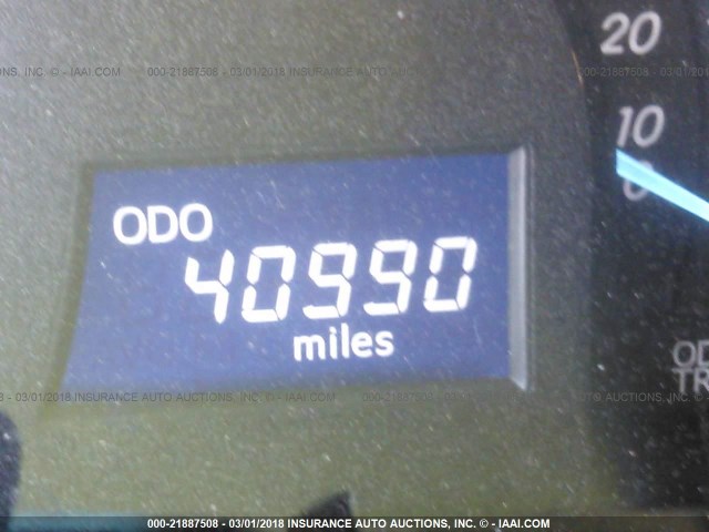 4T1BF1FK5FU476313 - 2015 TOYOTA CAMRY LE/XLE/SE/XSE ვერცხლისფერი ფოტო 7