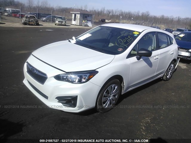 4S3GTAA64J3707228 - 2018 SUBARU IMPREZA WHITE photo 2