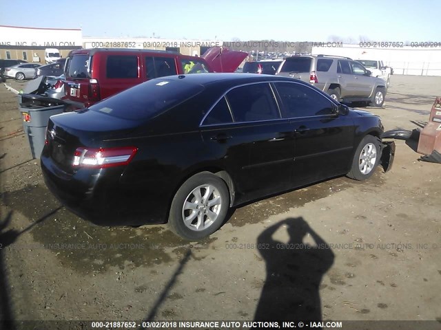 4T4BF3EK7BR135816 - 2011 TOYOTA CAMRY SE/LE/XLE BLACK photo 4
