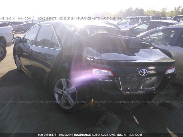 4T1BF1FK1EU405219 - 2014 TOYOTA CAMRY L/SE/LE/XLE 蓝色 照片 3