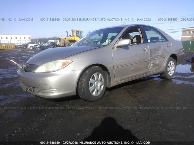 4T1BE32K93U694660 - 2003 TOYOTA CAMRY LE/XLE/SE TAN photo 2