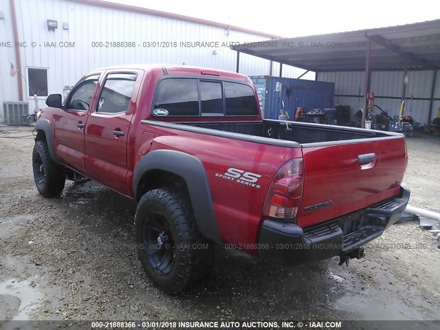 5TFLU4EN8DX071053 - 2013 TOYOTA TACOMA DOUBLE CAB წითელი ფოტო 3