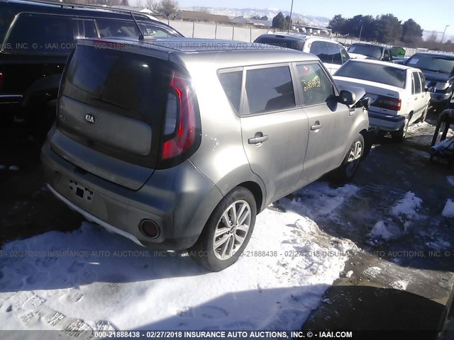 KNDJP3A59H7440085 - 2017 KIA SOUL + GRAY photo 4