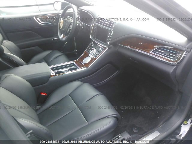 1LN6L9RP6H5614390 - 2017 LINCOLN CONTINENTAL RESERVE Schwarz Foto 5
