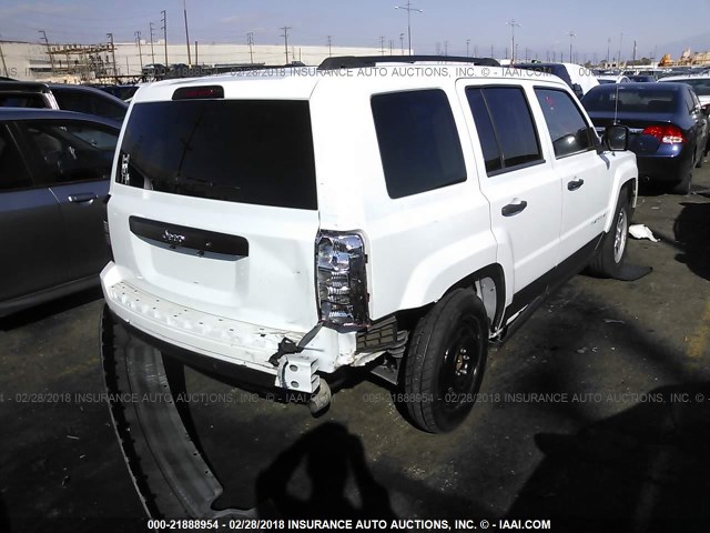 1C4NJPBAXFD413904 - 2015 JEEP PATRIOT SPORT WHITE photo 4