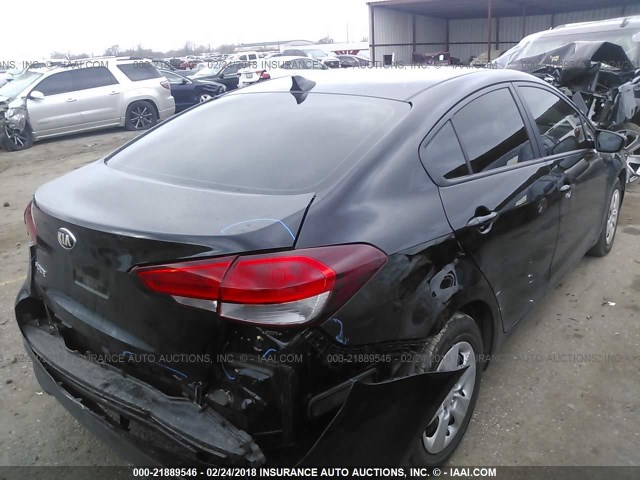 3KPFK4A77HE136975 - 2017 KIA FORTE LX BLACK photo 4