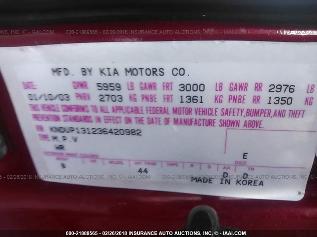 KNDUP131236420982 - 2003 KIA SEDONA EX/LX RED photo 9