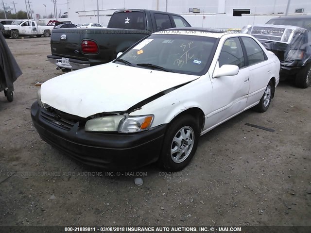 JT2BG22K5W0262841 - 1998 TOYOTA CAMRY CE/LE/XLE 白色 照片 2