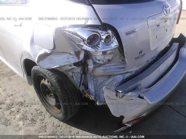 2T1KE40EX9C013385 - 2009 TOYOTA COROLLA MATRIX S SILVER photo 6