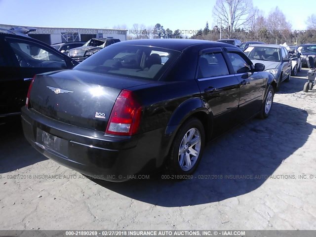 2C3KA43R56H508500 - 2006 CHRYSLER 300 BLACK photo 4