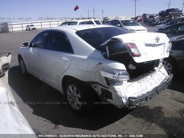 4T4BF3EK8BR214217 - 2011 TOYOTA CAMRY SE/LE/XLE 白色 照片 3