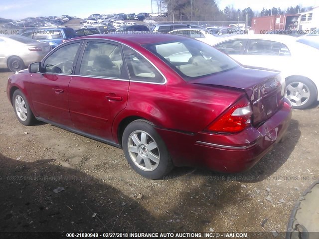 1FAHP23136G151211 - 2006 FORD FIVE HUNDRED SE RED photo 3