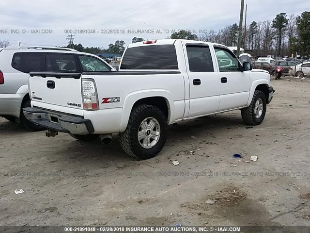 2GCEK13T951178318 - 2005 CHEVROLET SILVERADO K1500 WHITE photo 4