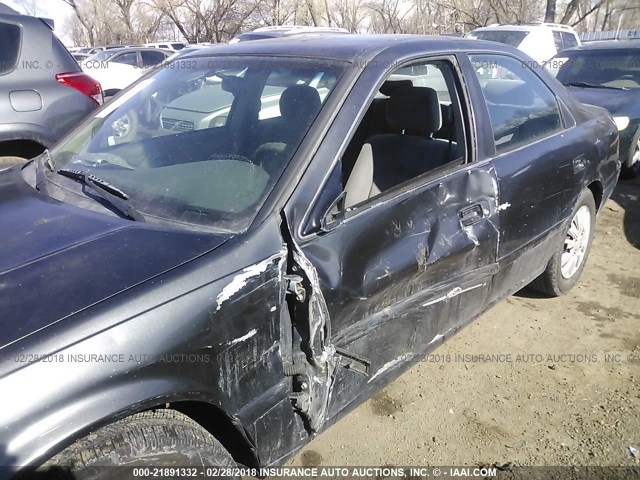 4T1BG22K31U817970 - 2001 TOYOTA CAMRY CE/LE/XLE GRAY photo 6