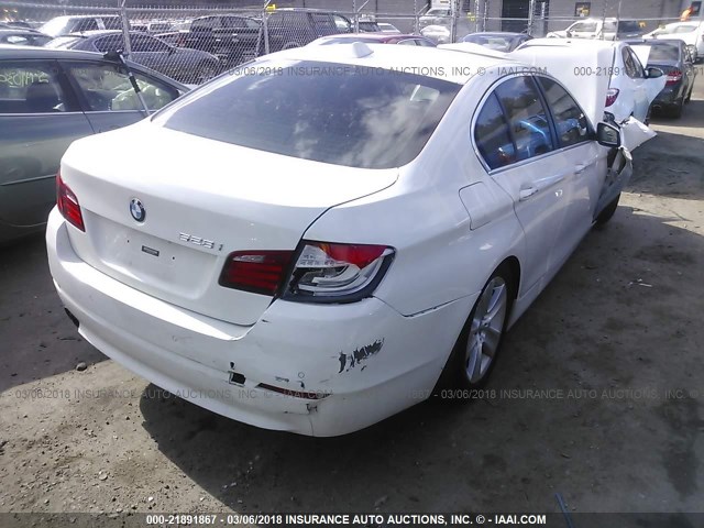 WBAXH5C52CDW03568 - 2012 BMW 528 XI WHITE photo 4