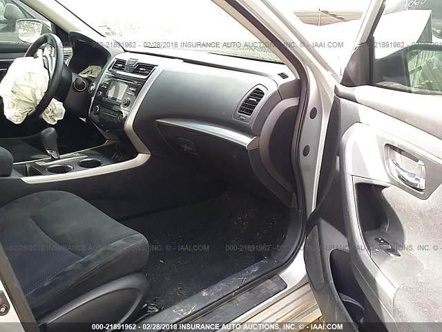 1N4AL3AP0FN334913 - 2015 NISSAN ALTIMA 2.5/S/SV/SL SILVER photo 5