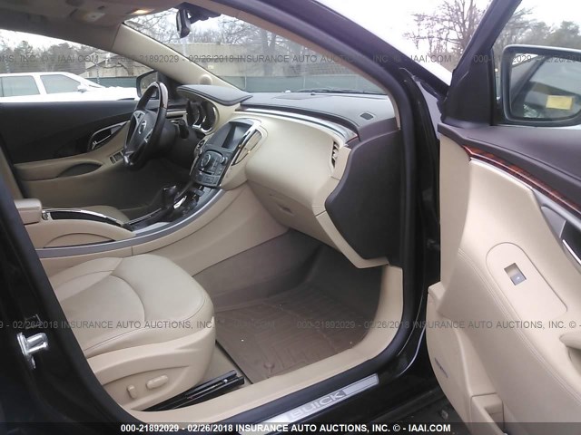 1G4GE5ED0BF386732 - 2011 BUICK LACROSSE CXS BLACK photo 5