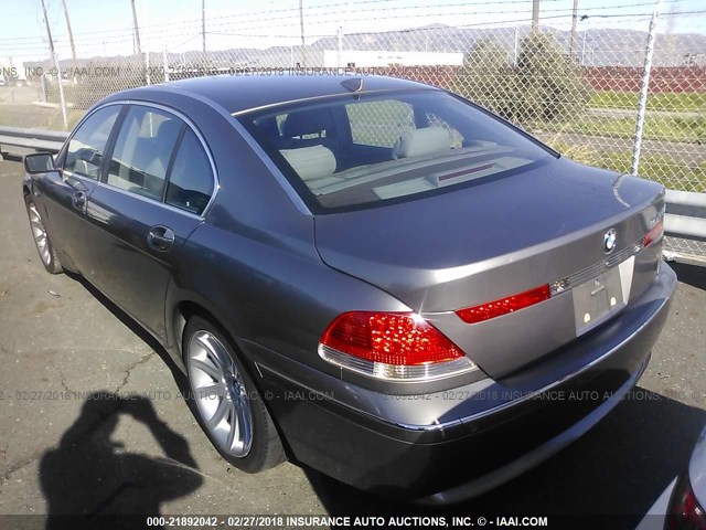 WBAGN63463DR11560 - 2003 BMW 745 LI GRAY photo 3