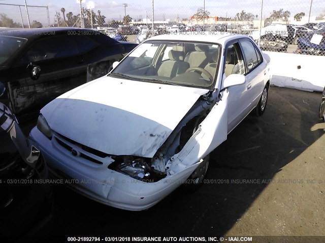 1NXBR18E7XZ290014 - 1999 TOYOTA COROLLA VE/CE/LE WHITE photo 2