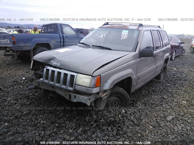 1J4GZ58S1TC210644 - 1996 JEEP GRAND CHEROKEE LAREDO GREEN photo 2