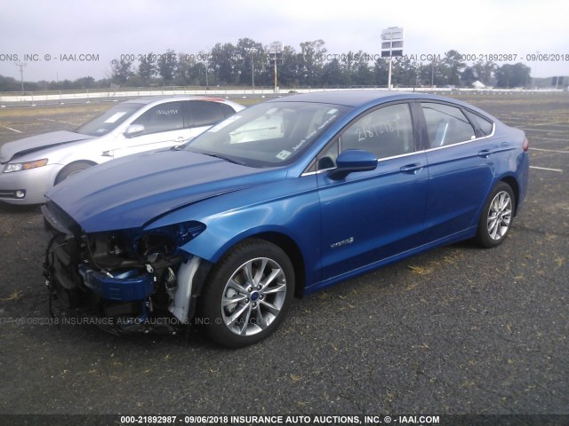 3FA6P0LU4HR357848 - 2017 FORD FUSION SE HYBRID BLUE photo 2