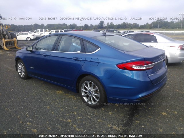 3FA6P0LU4HR357848 - 2017 FORD FUSION SE HYBRID BLUE photo 3