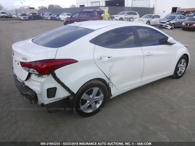 5NPDH4AE4DH314190 - 2013 HYUNDAI ELANTRA GLS/LIMITED WHITE photo 4