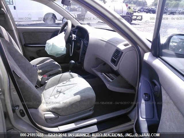 KMHDN45D01U073185 - 2001 HYUNDAI ELANTRA GLS/GT GOLD photo 5