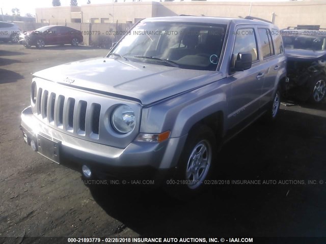 1C4NJPBAXFD285695 - 2015 JEEP PATRIOT SPORT SILVER photo 2