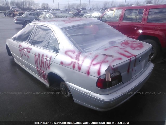 WBADT43452GY96589 - 2002 BMW 525 I AUTOMATIC SILVER photo 3