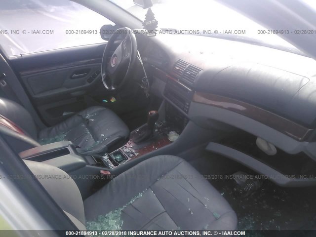 WBADT43452GY96589 - 2002 BMW 525 I AUTOMATIC SILVER photo 5