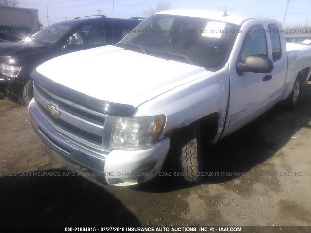 1GCEK29029Z100513 - 2009 CHEVROLET SILVERADO K1500 LT WHITE photo 6