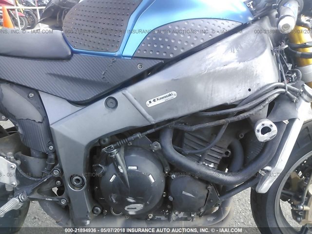 JKBZXJC175A013560 - 2005 KAWASAKI ZX636 C1 BLUE photo 8