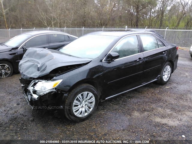 4T1BF1FK6EU357328 - 2014 TOYOTA CAMRY L/SE/LE/XLE 黑色 照片 2