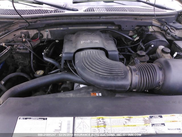 1FMRU15W01LA46275 - 2001 FORD EXPEDITION XLT ოქროსფერი ფოტო 10