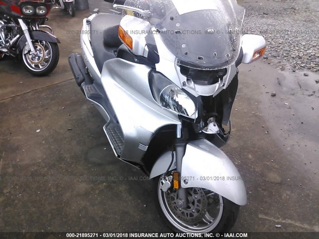 JS1CP51A742100730 - 2004 SUZUKI AN650 K3 SILVER photo 1