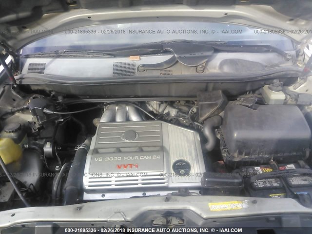 JT6HF10U5X0084568 - 1999 LEXUS RX 300 SILVER photo 10